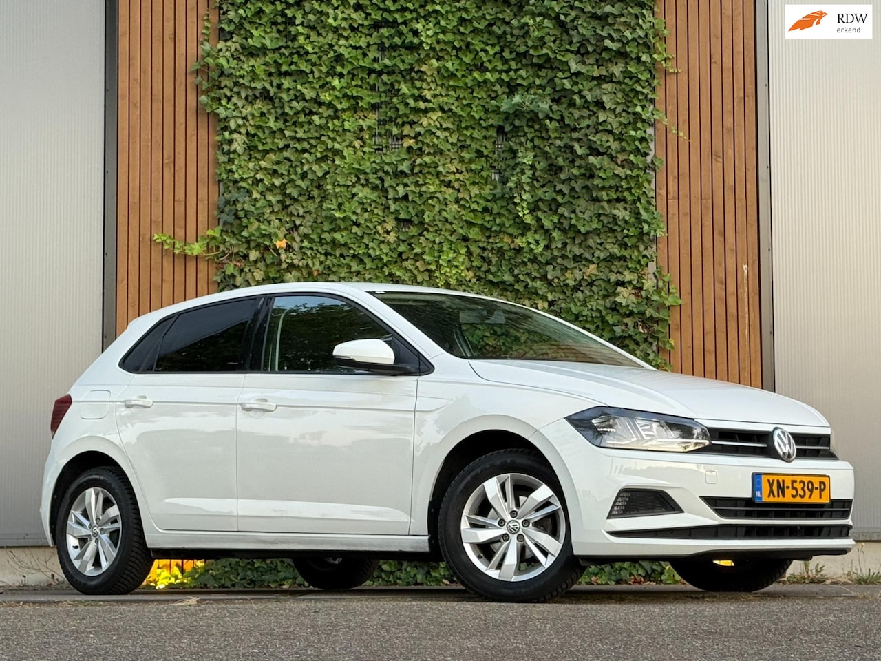 Volkswagen Polo - 1.0 TSI Comfortline Business|AUTOMAAT|NAVI|CRUISE - AutoWereld.nl