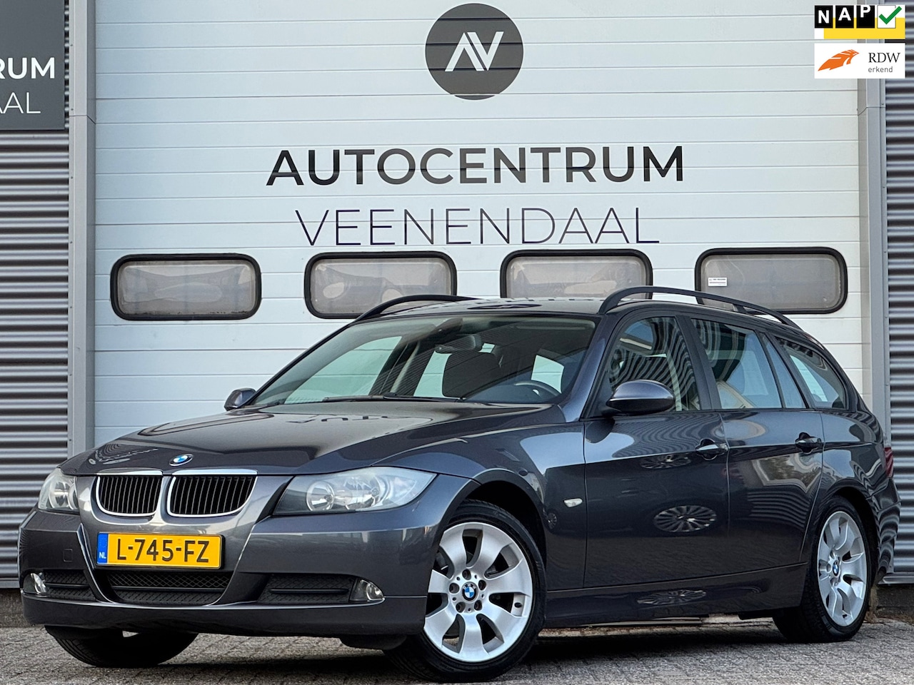 BMW 3-serie Touring - 318i 129 PK APK 03-2026 TREKHAAK/CRUISE/CLIMATE/STOELVERWARMING - AutoWereld.nl