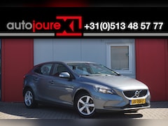 Volvo V40 - 2.0 T2 Nordic | Origineel NL | Navigatie | Cruise Control | Trekhaak |