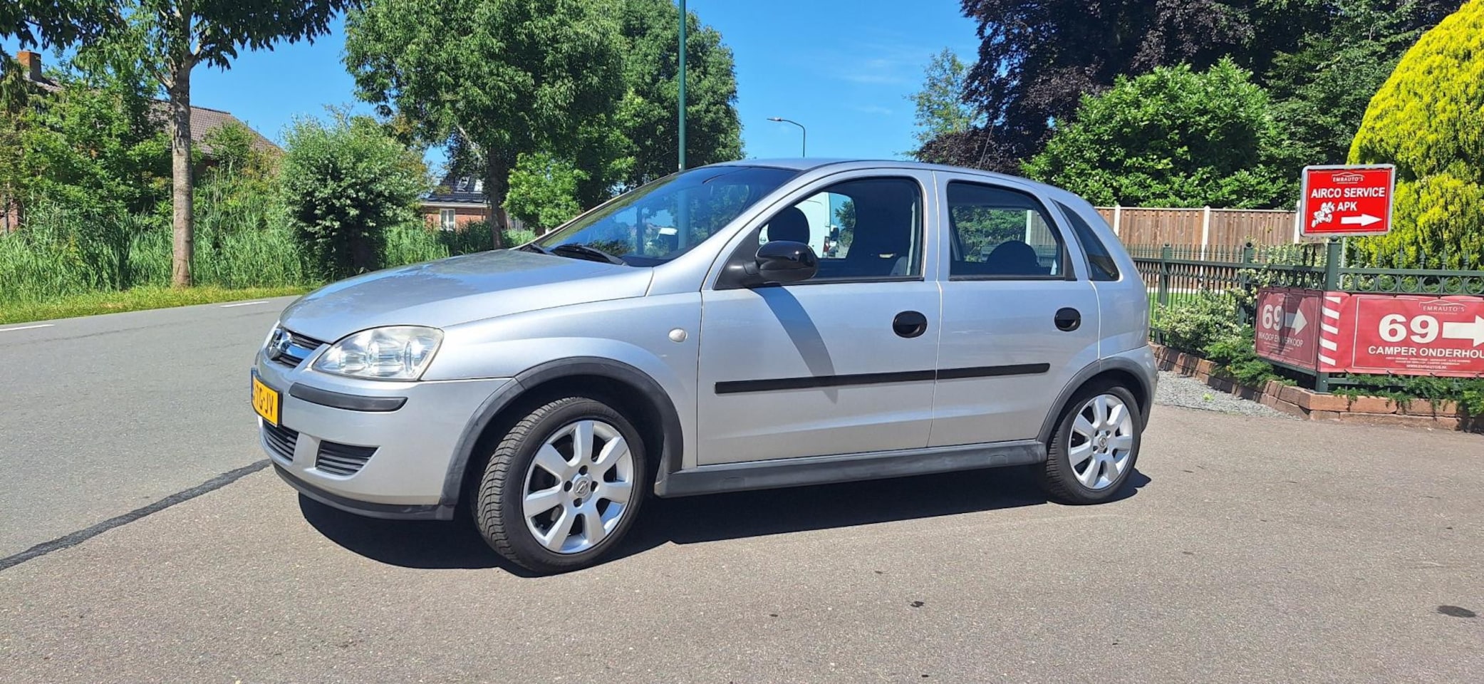 Opel Corsa - 1.4-16V Silverline AUTOMAAT - AutoWereld.nl