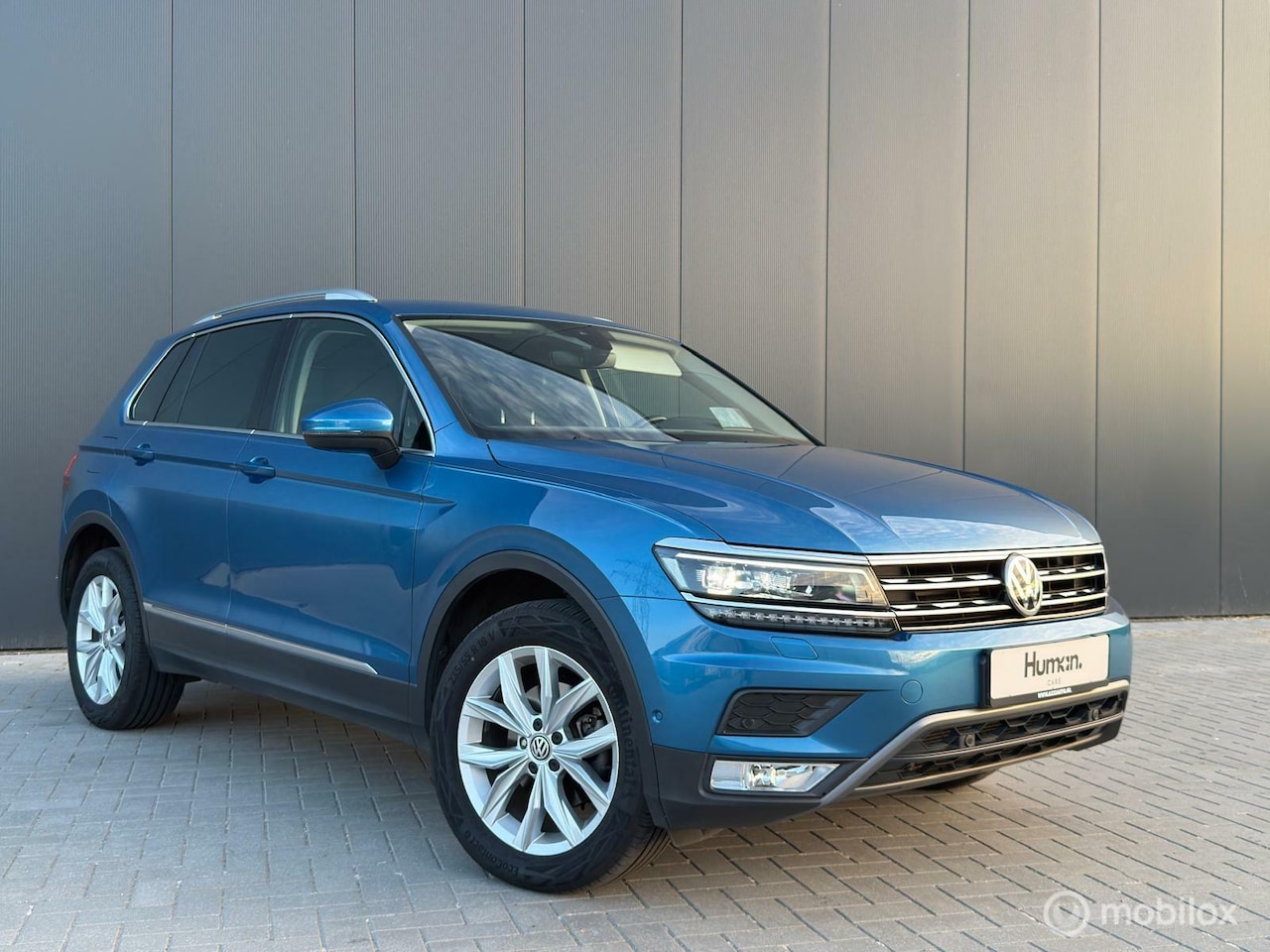 Volkswagen Tiguan - 2.0 TDI 4Motion Highline 1ste eigenaar. - AutoWereld.nl