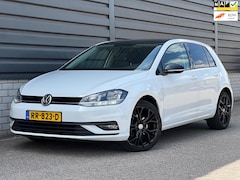 Volkswagen Golf - 1.0 TSI Trendline Facelift Cruise Navi
