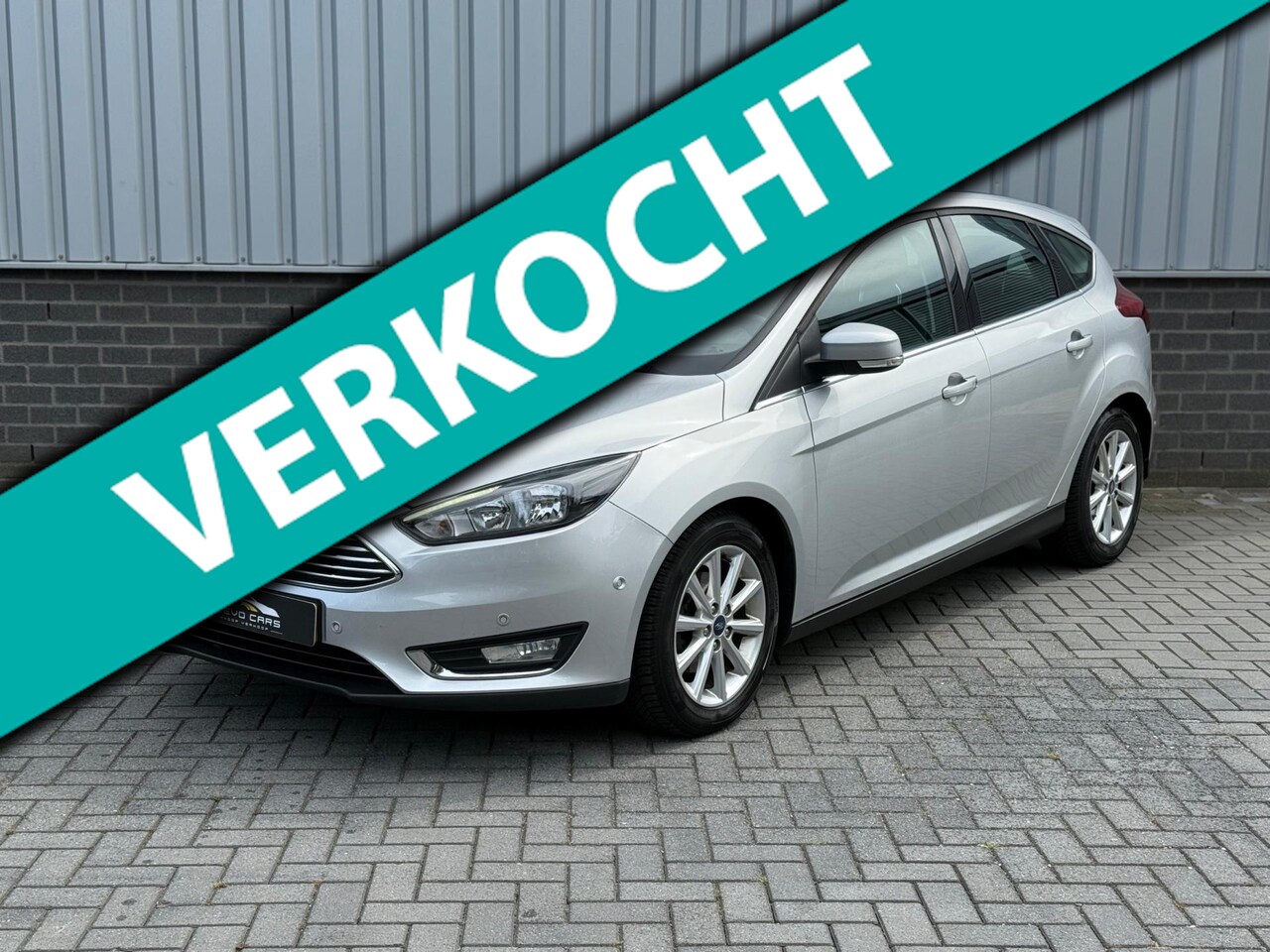 Ford Focus - 1.0 Titanium |Navi|Camera|Cruisectrl|PDC|Trekhaak| - AutoWereld.nl