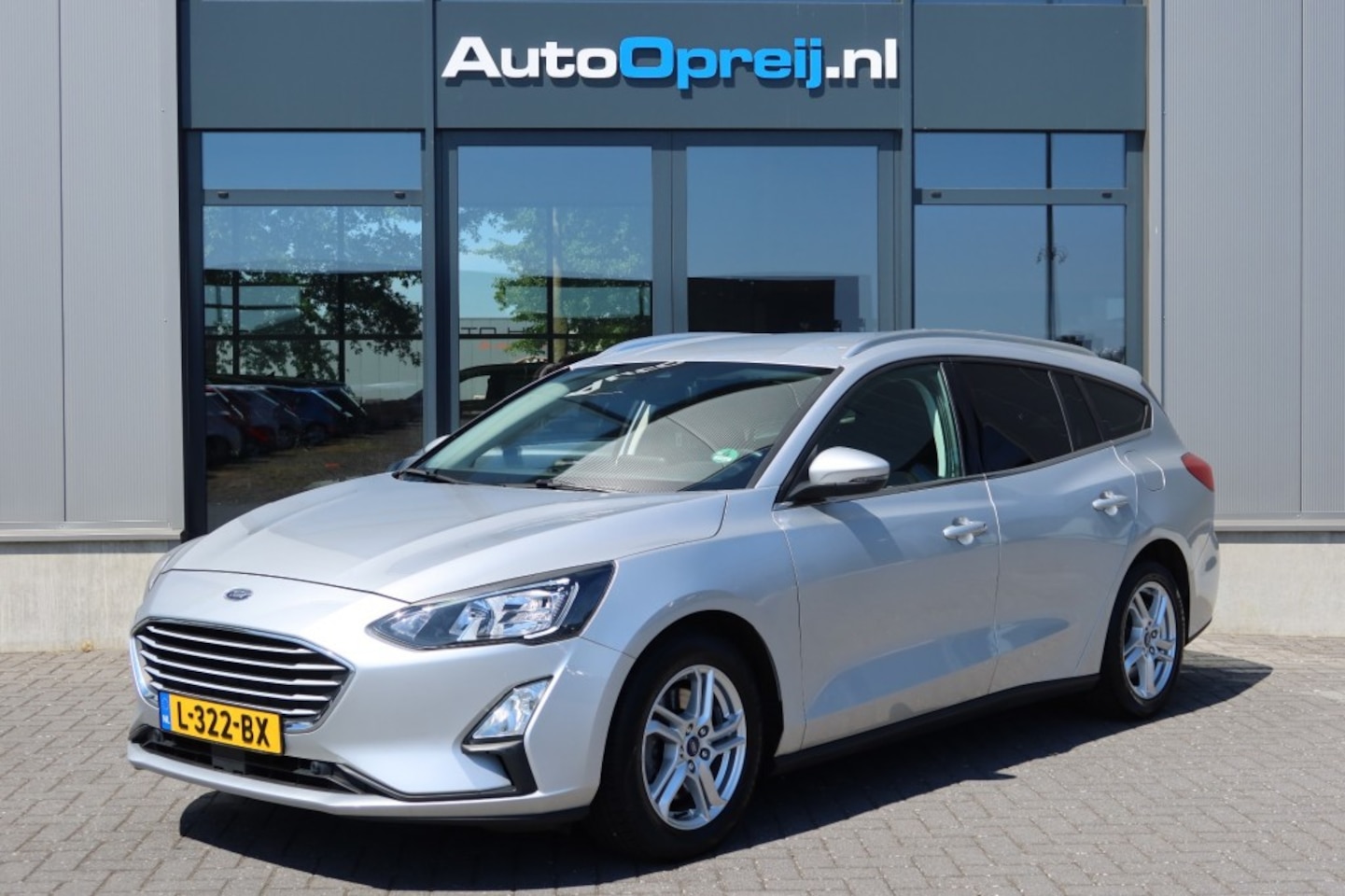 Ford Focus - 1.0 Ecoboost. Tend Edition Business NAVI, Winterpack, PDC - AutoWereld.nl