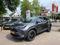 Toyota Yaris Cross - 1.5 HYBRID EXECUTIVE AUTOMAAT / NAVI / CAMERA / CARPLAY