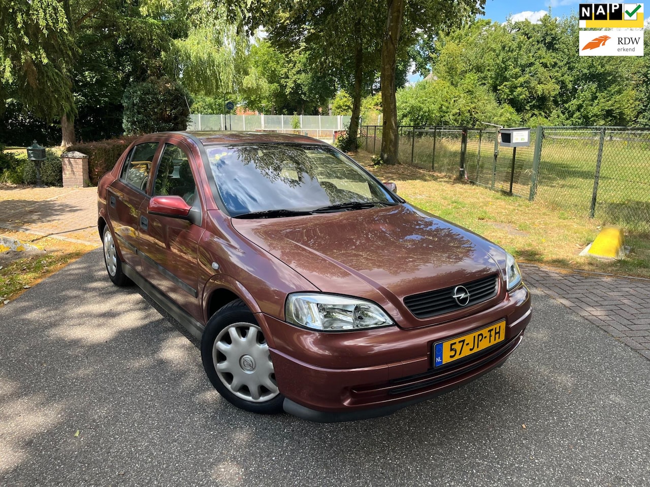 Opel Astra - 1.6 Edition | 5DRS | APK 2026! | AIRCO+TREKHAAK - AutoWereld.nl