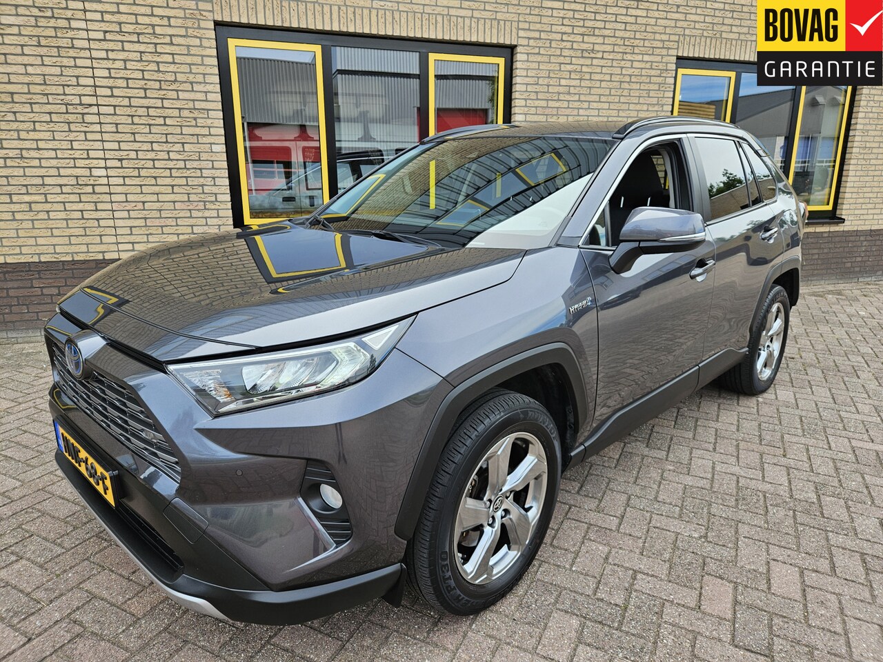 Toyota RAV4 - 2.5 Hybrid Dynamic Plus 178 pk automaat - AutoWereld.nl