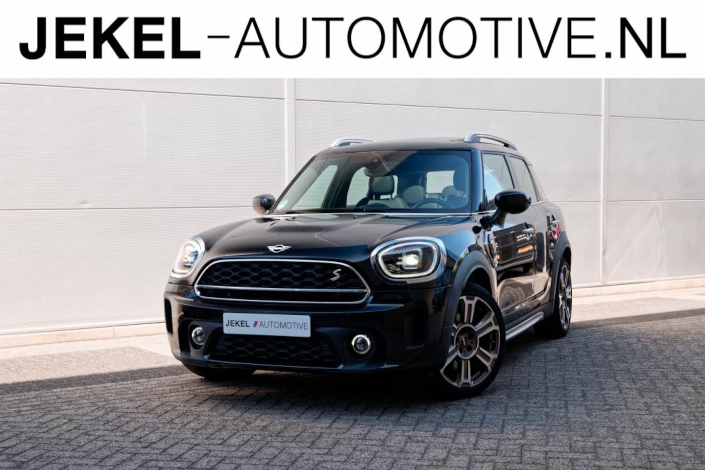 MINI Countryman - Mini 2.0 Cooper S E ALL4 Panoramadak, 19" LM velgen, Leren bekleding, Key less Entry, enz - AutoWereld.nl
