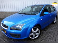 Ford Focus - 1.6-16V Futura AUTOMAAT | AIRCO | APK 13-06-2026