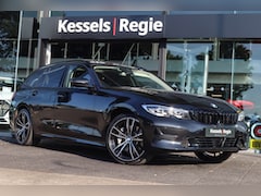 BMW 3-serie Touring - 330e Sport Line Live Cockpit Pano Led ACC