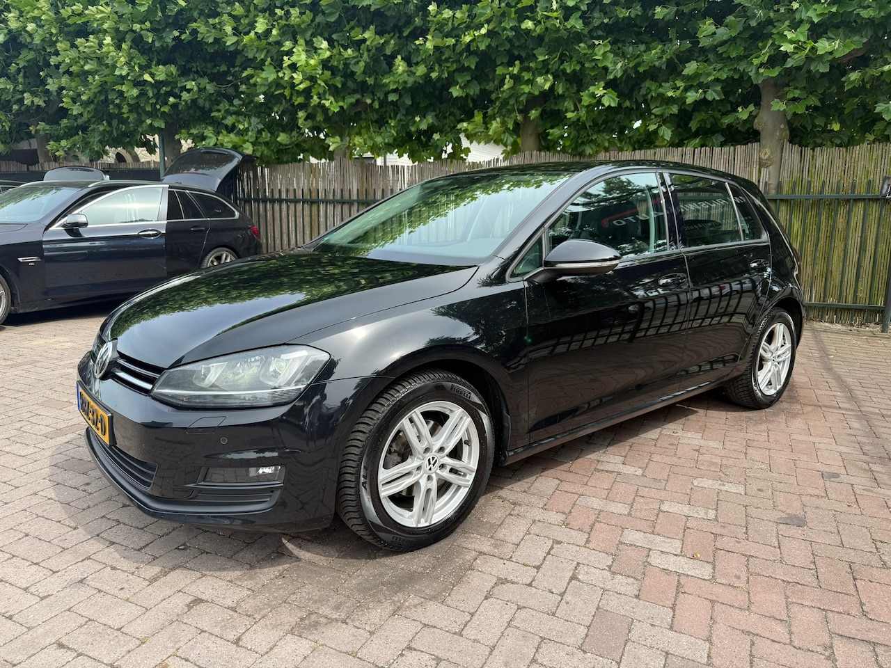 Volkswagen Golf - 1.2 TSI Comfortline Xenon Clima Cruise PDC Camera APK 01-2026 - AutoWereld.nl