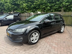 Volkswagen Golf - 1.2 TSI Xenon Clima Cruise PDC Camera APK 01-2026