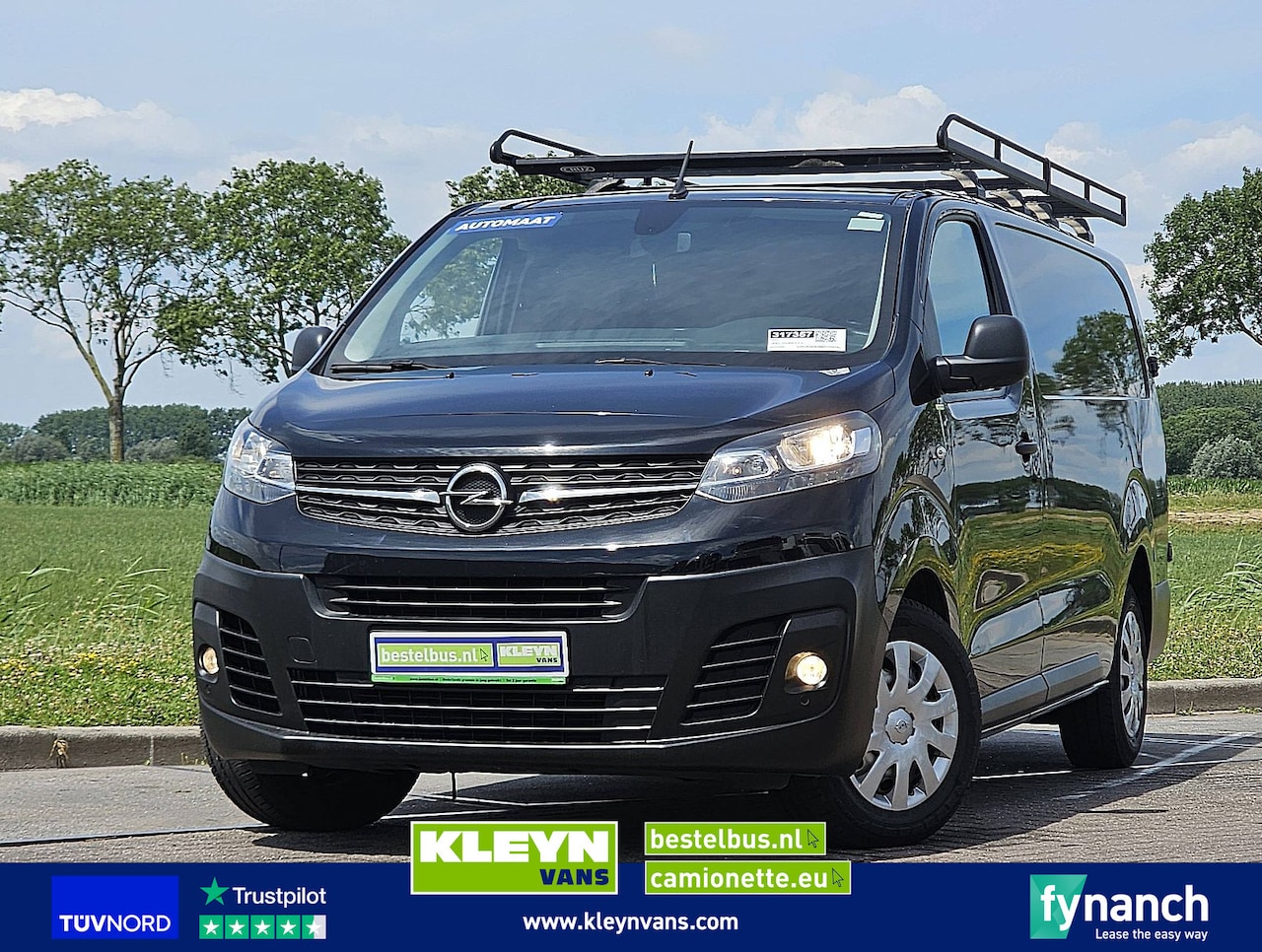 Opel Vivaro - 2.0 L3H1 Automaat NAP! - AutoWereld.nl
