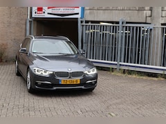 BMW 3-serie Touring - 320i Luxury Edition