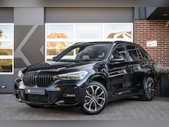 BMW X1 - 25e xDrive M Sport | Shadow | Camera | Head-up | Stuurverwarming | Led | Trekhaak | 19' in