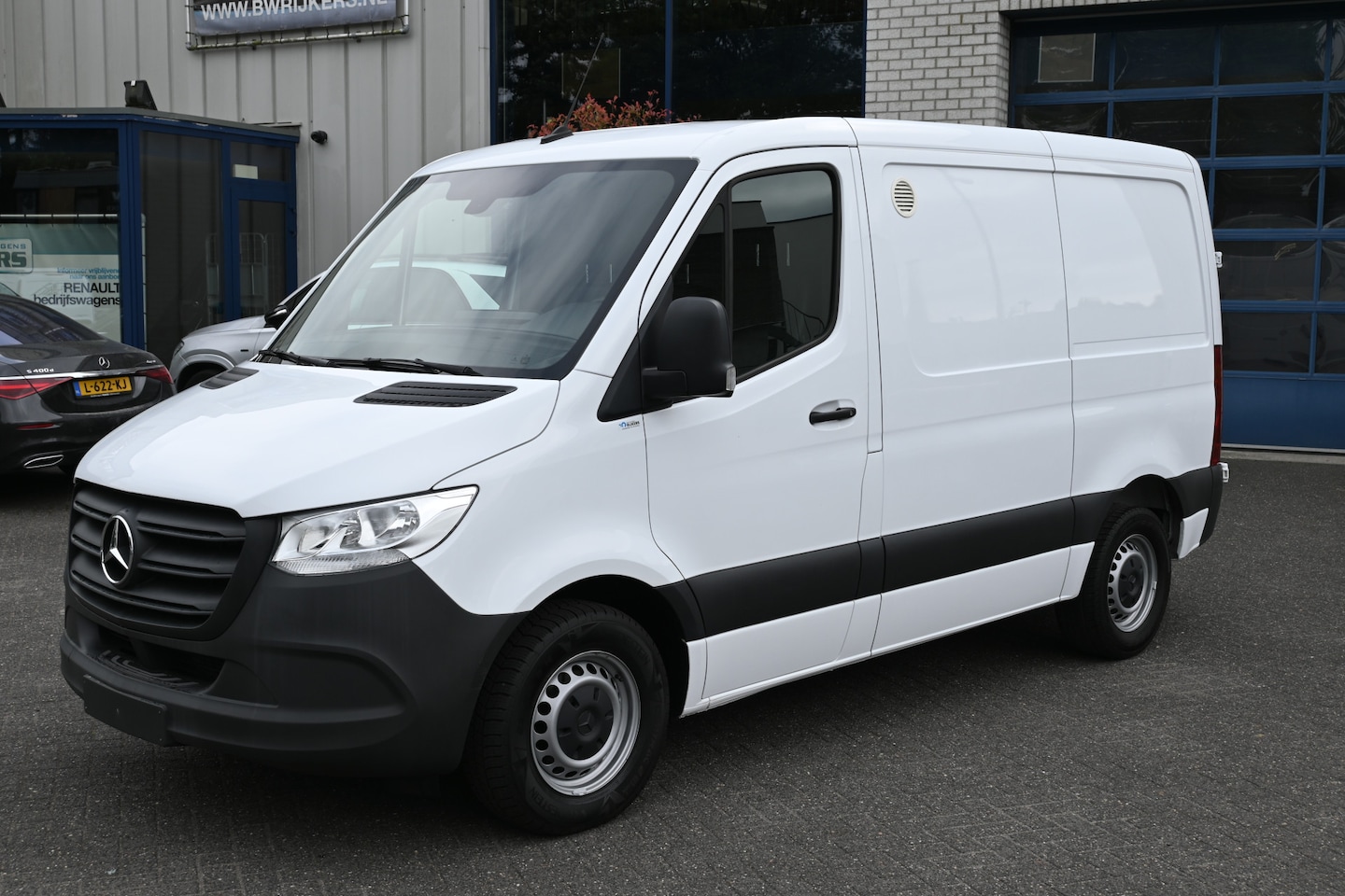 Mercedes-Benz Sprinter - 311 CDI L1H1 RWD MBUX met camera, Apple Carplay/Android Auto, Standkachel - AutoWereld.nl