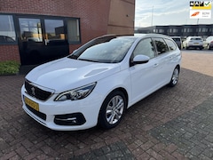 Peugeot 308 SW - 1.2 PureTech Blue Lease Executive, Pano, PDC v+a, Trekhaak,