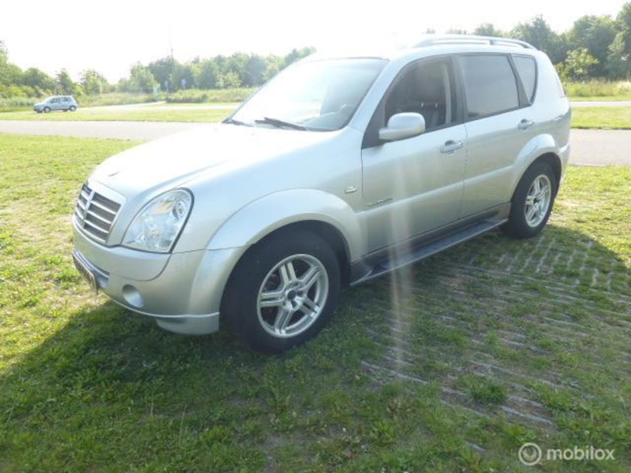 SsangYong Rexton - RX 270 Xdi s High Roof RX 270 Xdi s High Roof - AutoWereld.nl