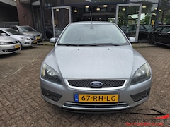 Ford Focus - 1.6-16V