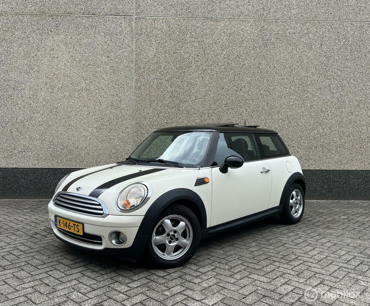 MINI One - Mini 1.4 Airco Cruise Panoramadak - AutoWereld.nl