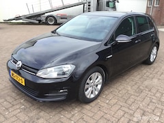 Volkswagen Golf - 1.0 TSI Connected Series