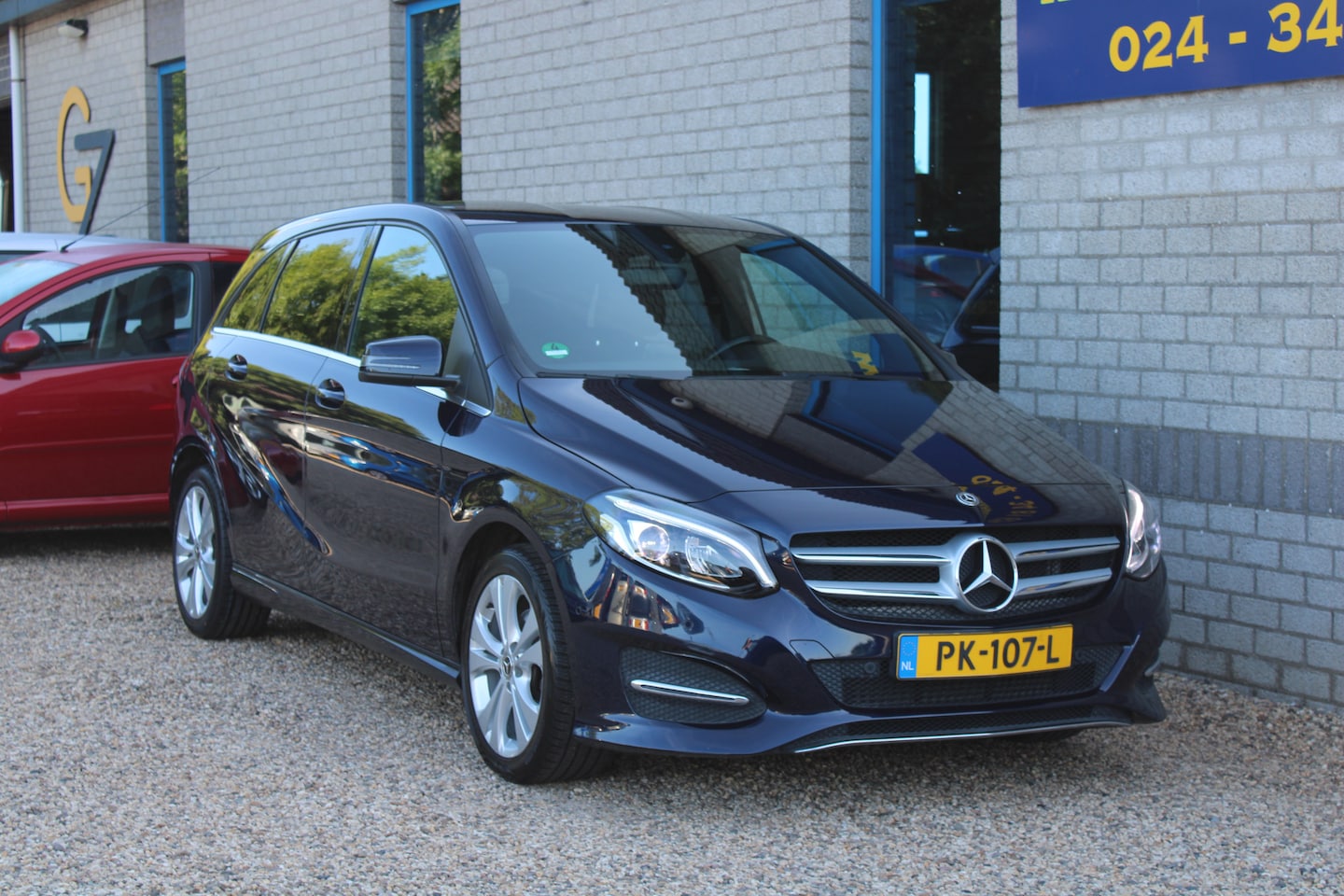 Mercedes-Benz B-klasse - 180 Activity Edition Navi Leder Trekhaak - AutoWereld.nl