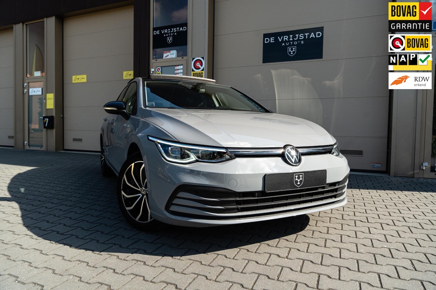 Volkswagen Golf - 1.5 eTSI United VOL! - AutoWereld.nl