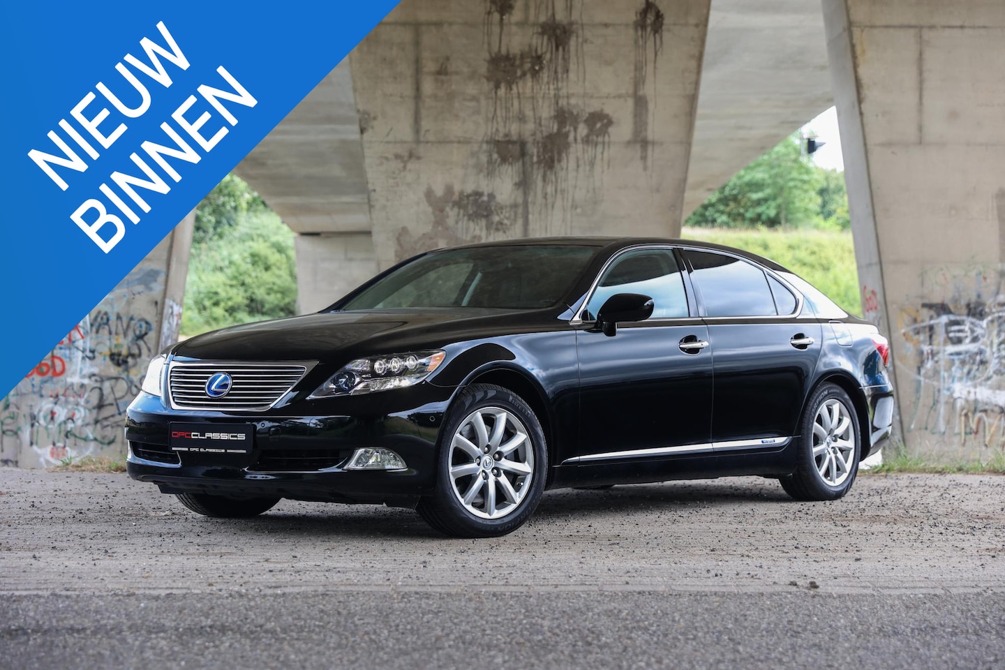 Lexus LS 600h - L President youngtimer - AutoWereld.nl