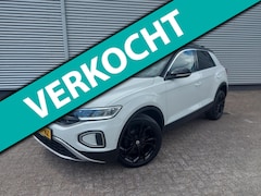 Volkswagen T-Roc - 1.0 TSI Life airco, navigatie, virtueeldashbord, parkeersensoren, stoelverwarming,