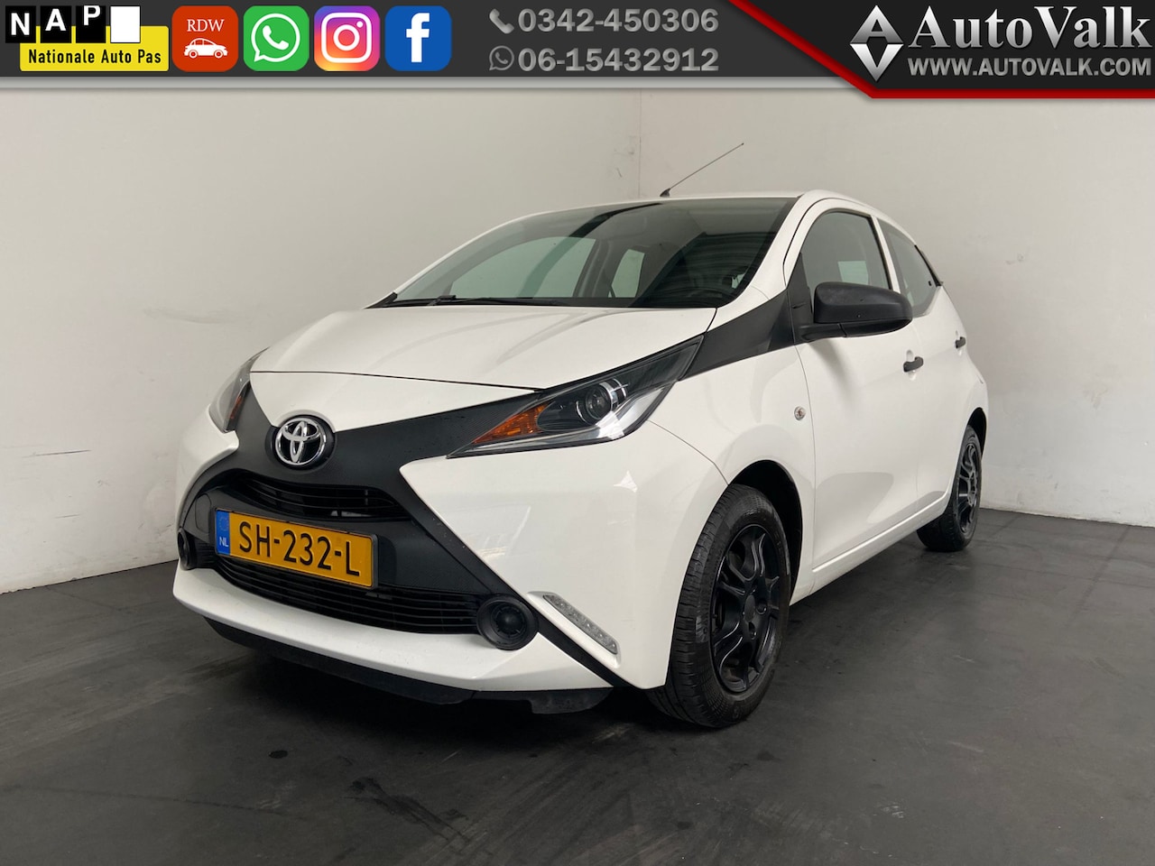 Toyota Aygo - 1.0 VVT-i x-fun Airco. Cruise . 5-Deurs! APK 07-2026! - AutoWereld.nl