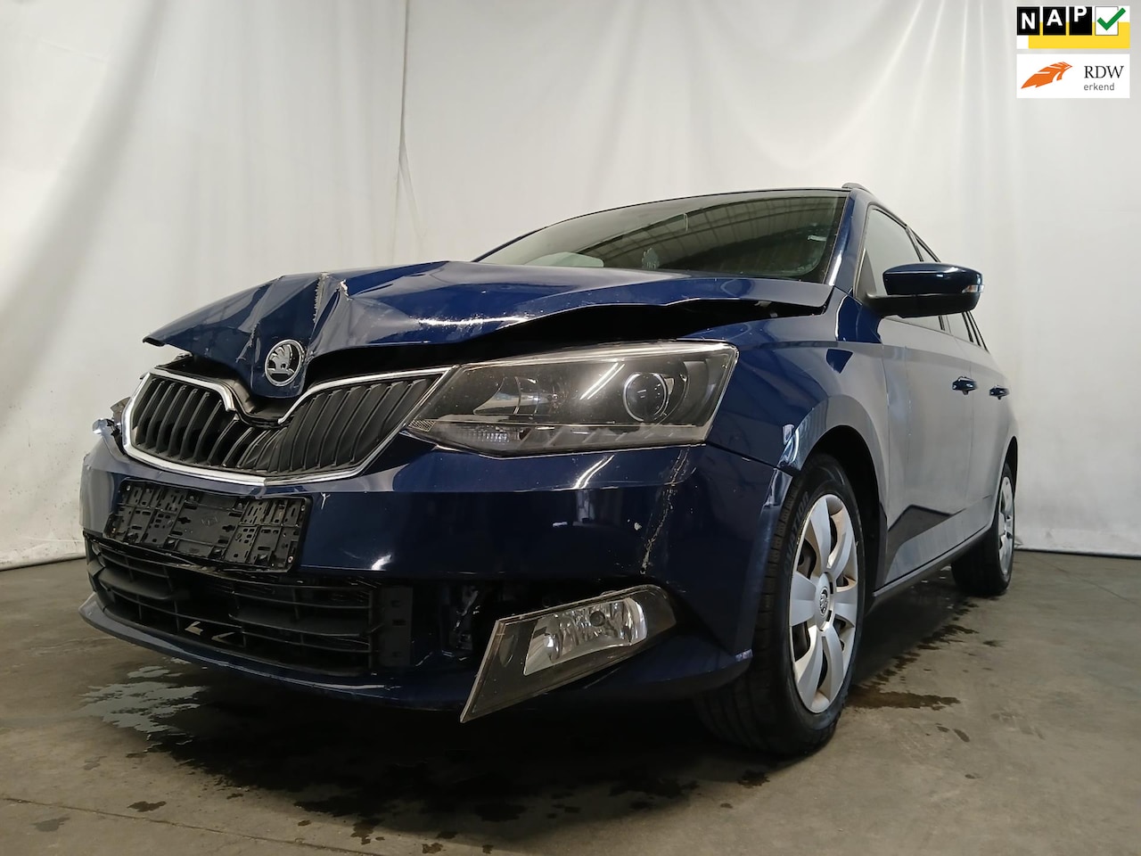 Skoda Fabia Combi - 1.0 Ambition - Airco - Frontschade - AutoWereld.nl