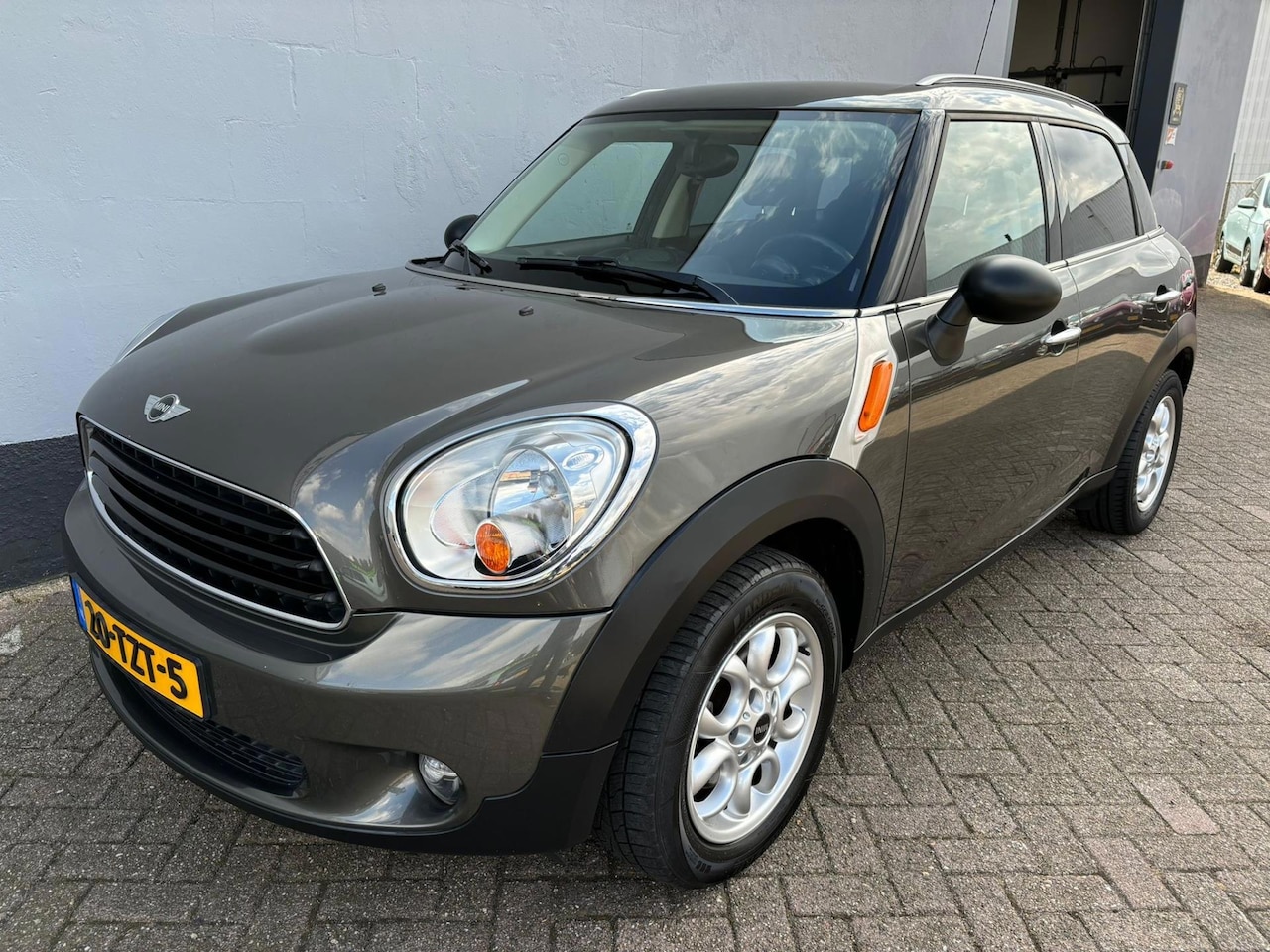 MINI Countryman - Mini 1.6 One Business Line - Airco - LMV - AutoWereld.nl