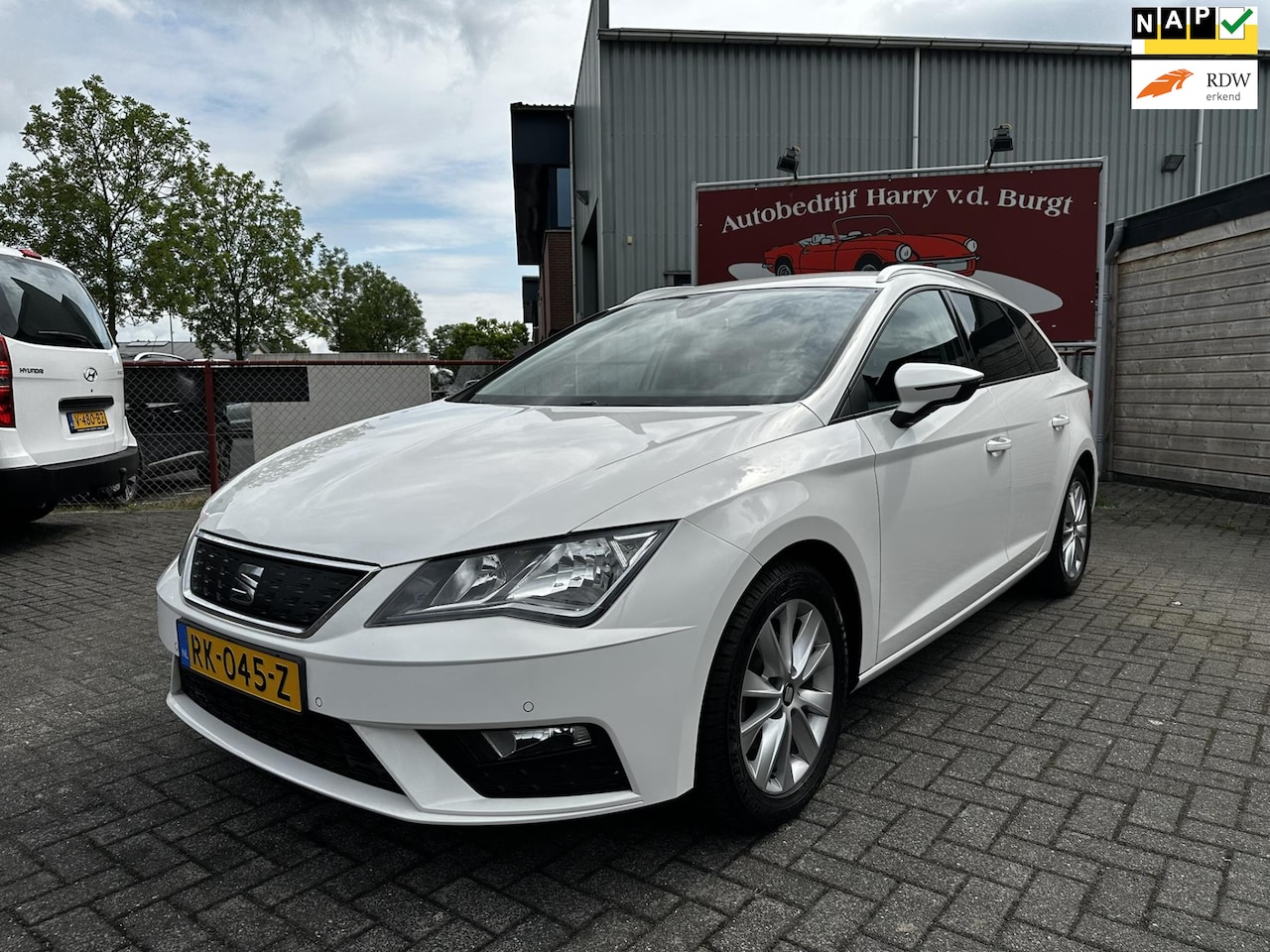 SEAT Leon ST - 1.0 EcoTSI Style Business Intense Automaat | Navigatie | Carplay - AutoWereld.nl