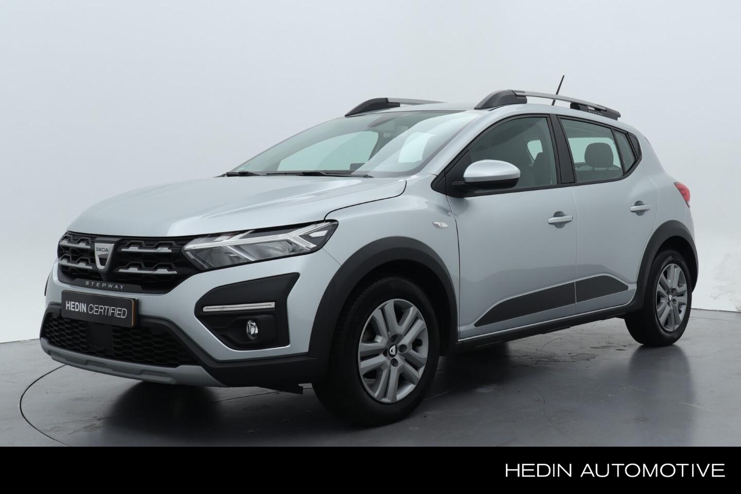 Dacia Sandero Stepway - 1.0 TCe 100 Bi-Fuel Comfort 1.0 TCe 100 Bi-Fuel Comfort - AutoWereld.nl