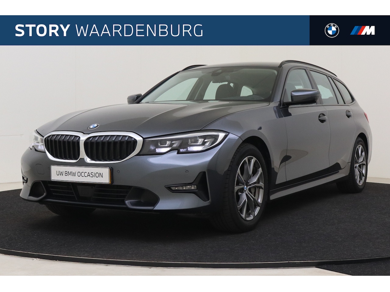 BMW 3-serie Touring - 330i Sport Line Automaat / Sportstoelen / Active Cruise Control / Stoelverwarming / LED / - AutoWereld.nl