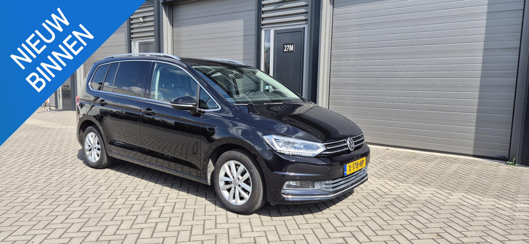 Volkswagen Touran - 1.5 TSI Highline 7p Panorama*Navi*Bluetooth*Elektr. achterklep*Stoel, stuurverwarming enz - AutoWereld.nl