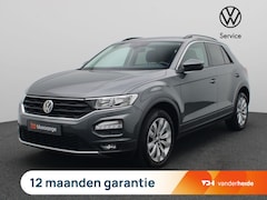 Volkswagen T-Roc - 1.5 TSI Style 150PK DSG Navi, Adaptieve Cruise Controle, Clima, Lane Assist, 17" LM Velgen
