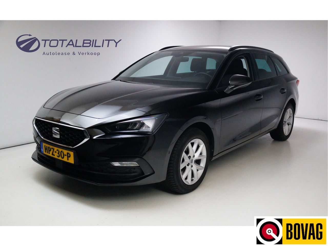 SEAT Leon Sportstourer - 1.0 eTSI Style 111 PK Automaat | Stoel- en Stuurverwaming | Navigatie | Achteruitrijcamera - AutoWereld.nl