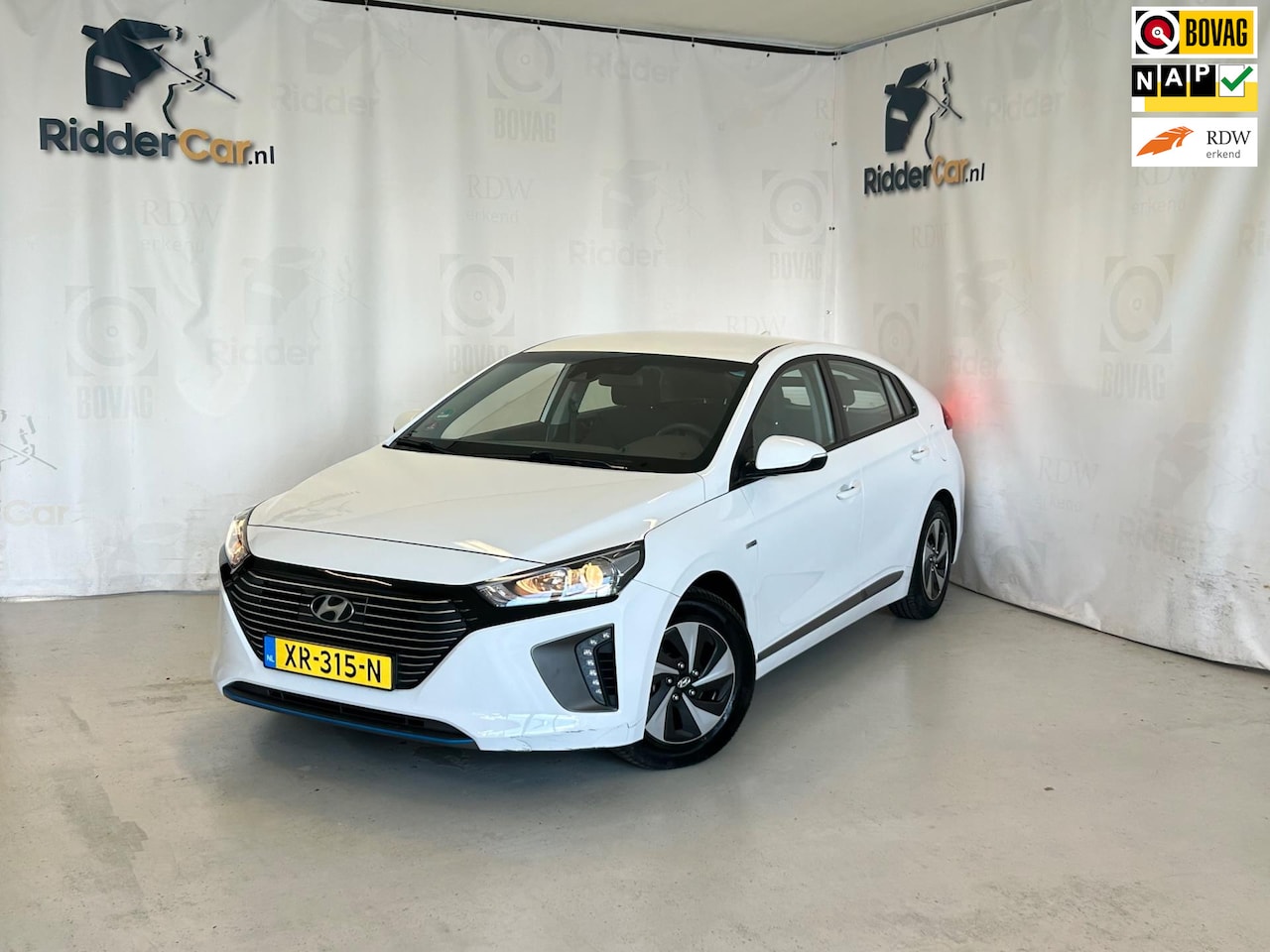 Hyundai IONIQ - 1.6 GDi i-Motion|GARANTIE|AUTOMAAT|NAP|TREKHAAK|CRUISE|CAMERA - AutoWereld.nl