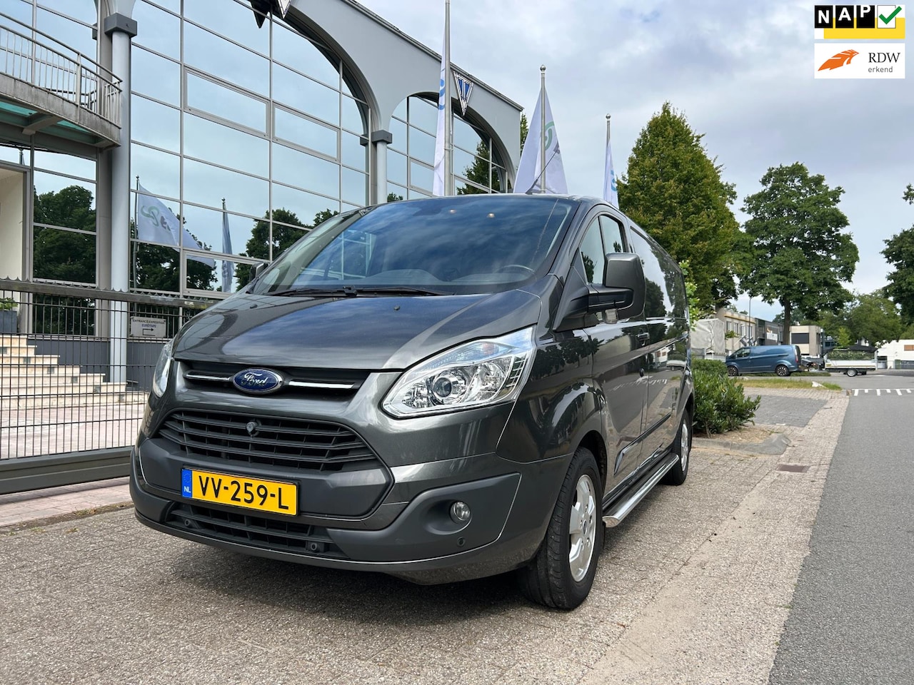 Ford Transit Custom - 290 2.2 TDCI L2H1 Limited 87856 km - AutoWereld.nl