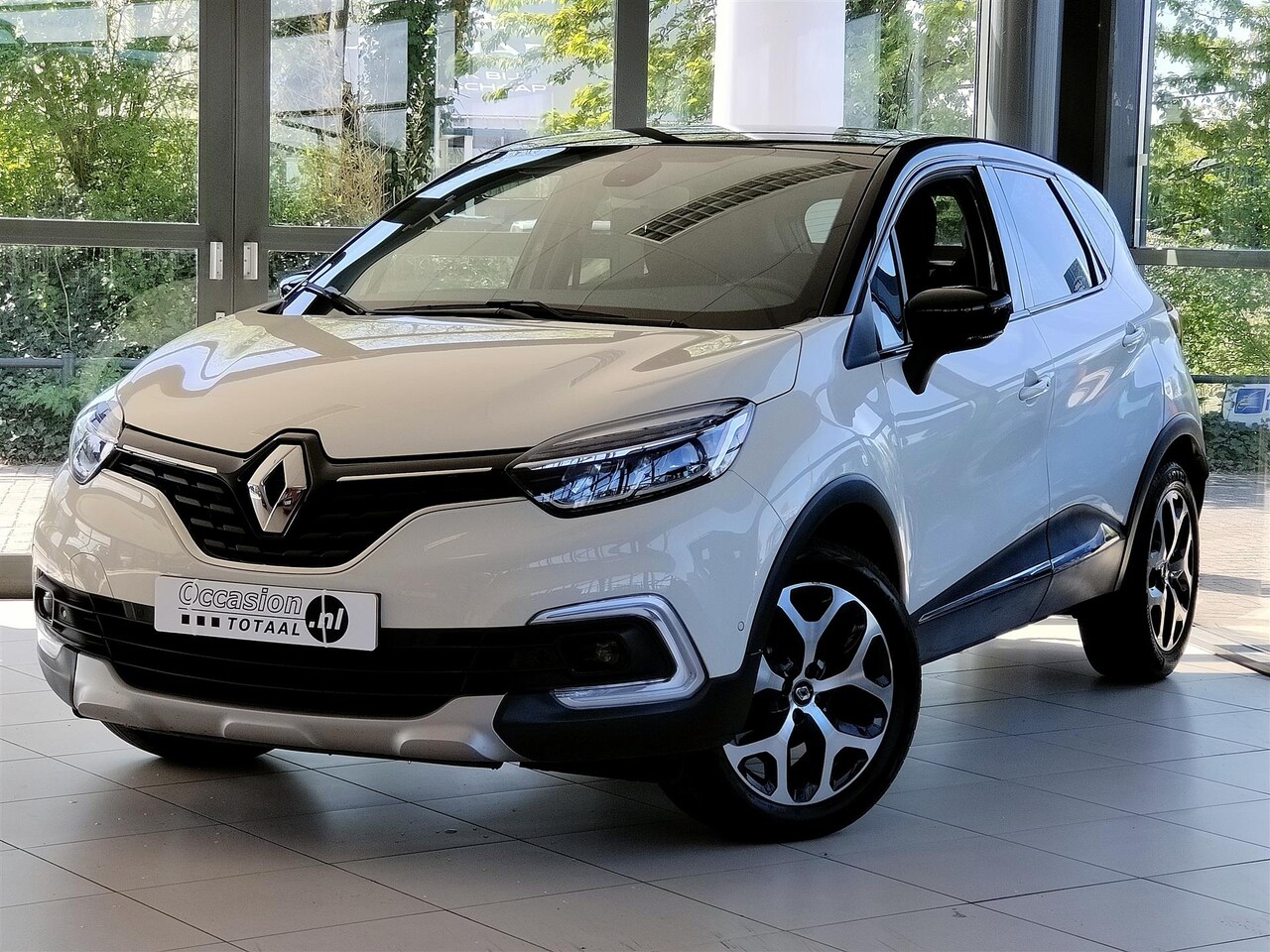 Renault Captur - 0.9 TCe Intens | LED | Camera | Trekhaak | Android auto | Keyless - AutoWereld.nl