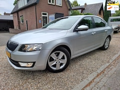 Skoda Octavia - 1.6 TDI Businessline 1e eig dealer ohdn navi cruise etc