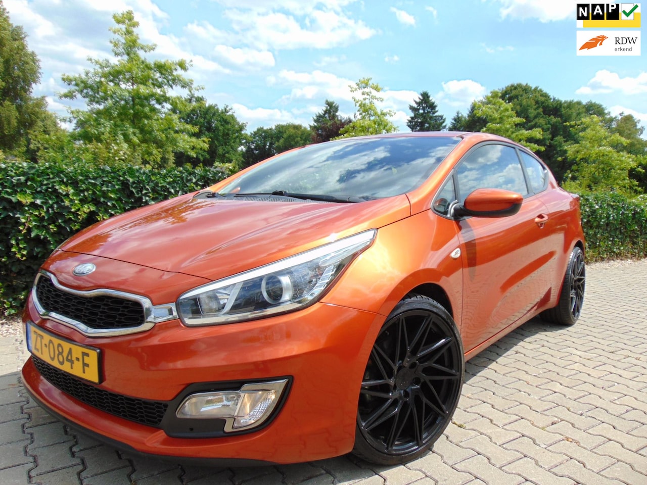 Kia Pro cee'd - 1.6 GDI Edition 7 , Sport , Airco / Cruise / Stoelverwarming / Isofix / Pdc / 19" Lm Velge - AutoWereld.nl