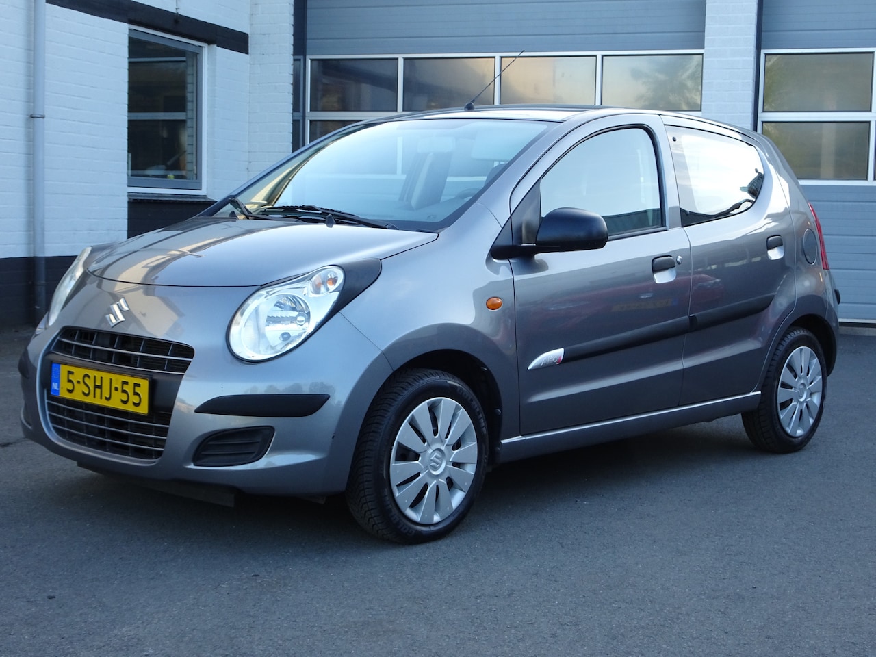 Suzuki Alto - 1.0 Comfort EASSS Airco, elektrische ramen, centrale vergrendeling, enz. NIEUWE KOPPELING. - AutoWereld.nl