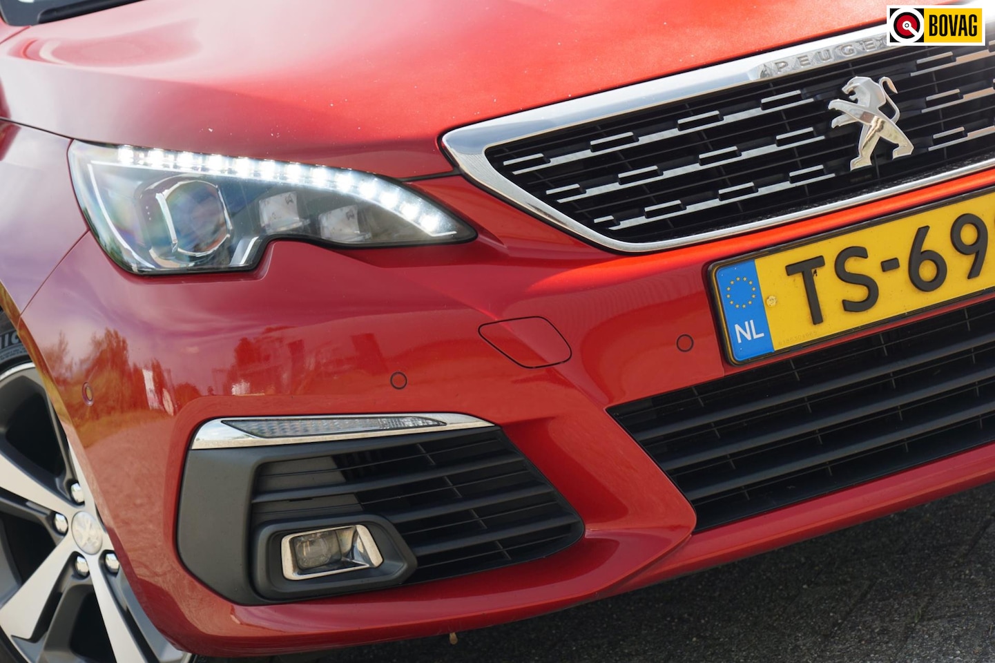 Peugeot 308 SW - 1.6 BlueHDI GT-pack | Ultimate Red | Carplay/Leder/CAM/Full-LED/Stoelverwarming - Fijne re - AutoWereld.nl