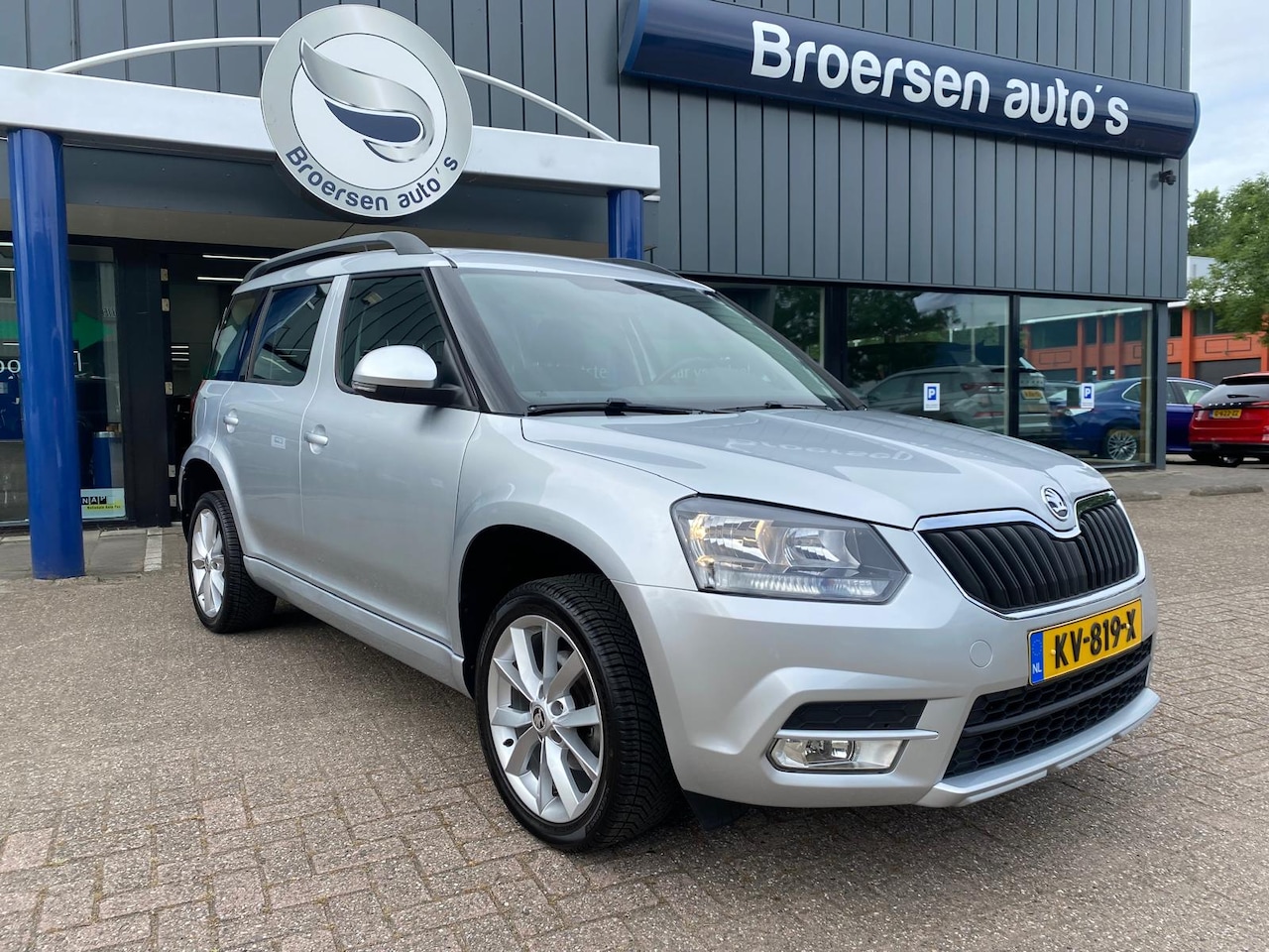 Skoda Yeti - 1.2 TSI 105pk Ambition met 17", Bluetooth en VarioFlex stoelen - AutoWereld.nl