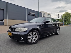 BMW 1-serie - 120i High Executive AUT NAVI LEDER PSENSOR CRUISE TREKHAAK 2 X SLEUTELS
