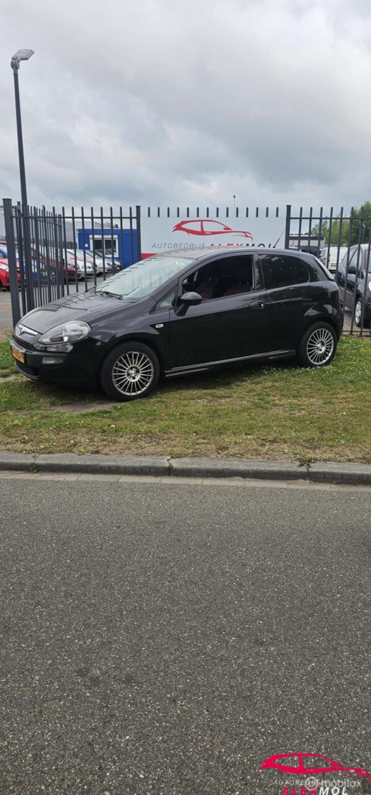 Fiat Punto Evo - 1.3 M-Jet Dynamic 1.3 M-Jet Dynamic - AutoWereld.nl
