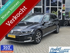 Volkswagen Passat Variant - 1.4 TSI GTE Highline PANO CARPLAY NL-AUTO