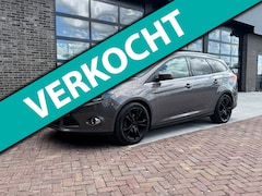 Ford Focus Wagon - 1.0 EcoBoost Titanium | Trekhaak | Navi | Clima | Cruise |